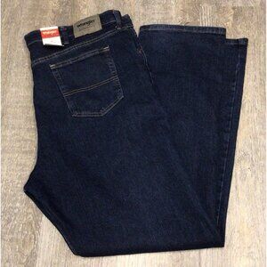 Wrangler Premium Blue Regular Fit Men's Jeans 42x32 Comfort Flex Waistband NWT